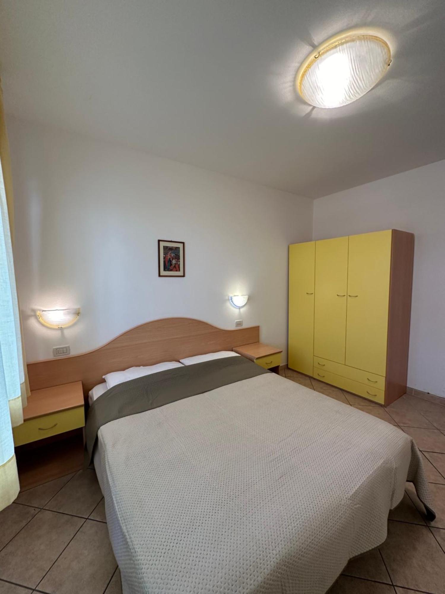 Residence Guardamar - Agenzia Cocal Καόρλε Εξωτερικό φωτογραφία